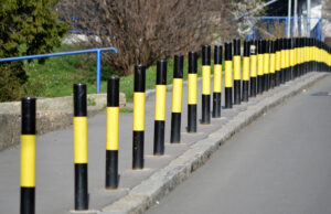 bollards 