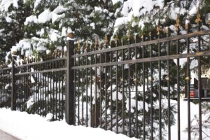 Don't leave your iron fence looking boring this holiday season!