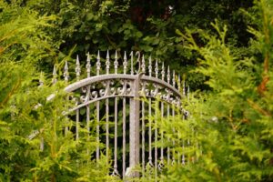Improve Your Driveway with a Metal Gate