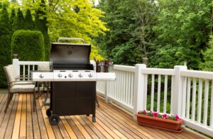 Why Choose Aluminum Railing for Decks