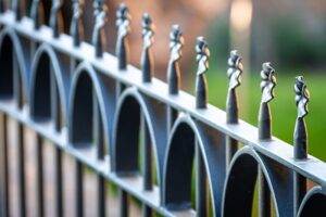 Avoiding Metal Fence Installation Mishaps With a Fencing Contractor